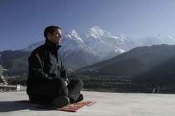 la meditación - hombre meditando